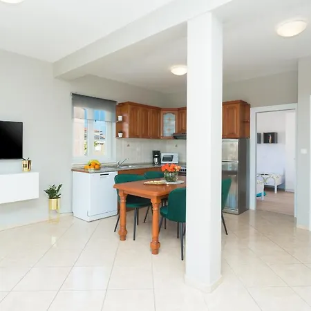 Apartment Marisol Premium - Fusslaeufig Zum *