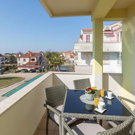 Apartment Marisol Premium - Fusslaeufig Zum Funtana